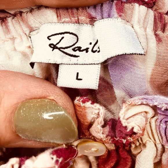 Rails Kamila Short Sleeve Pink Floral Blouse in Amaranth EUC sz Large! - Picture 5 of 8